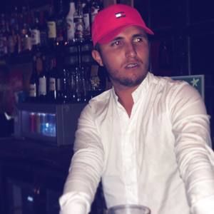 Meet your Posher, Adrian